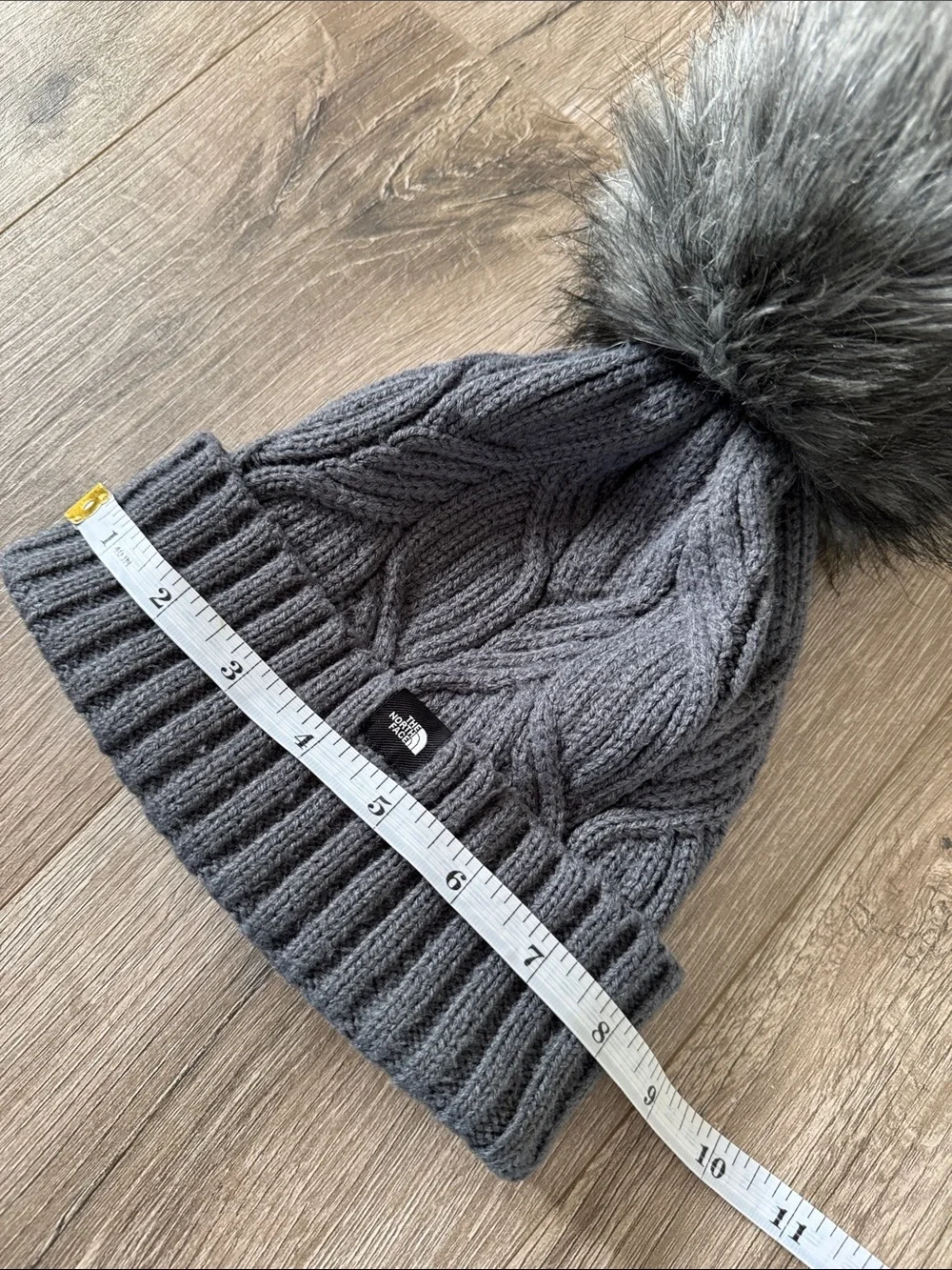 The North Face Gray Knit Beanie with Faux Fur Pom Girl Yourh/Junior One Size